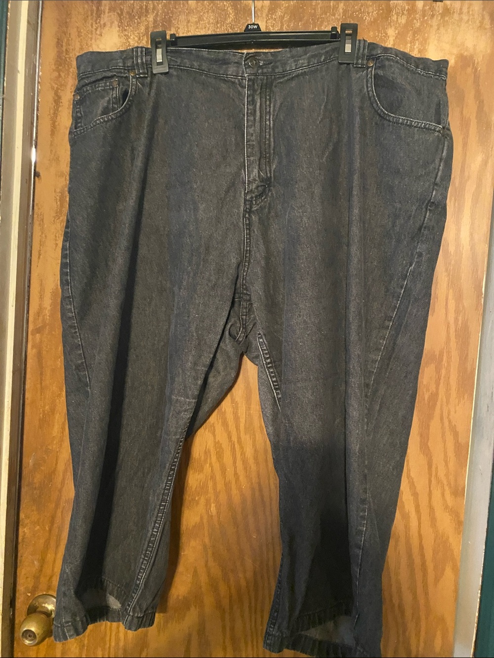 Women's Dark Gray Denim Capris - Classic Casual Fit